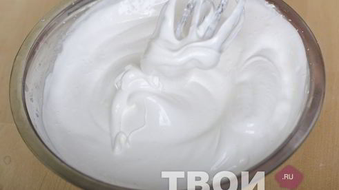 ореховый торт с меренгой