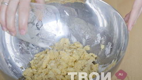 ореховый торт с меренгой