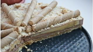 Шоколадный торт с бананом