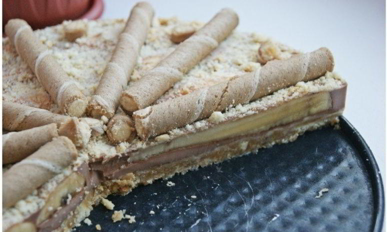 Рецепт шоколадного торта с бананом