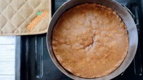 шоколадный торт со сливочным кремом