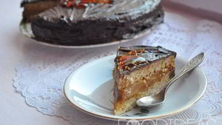 Сметанник со сгущенкой