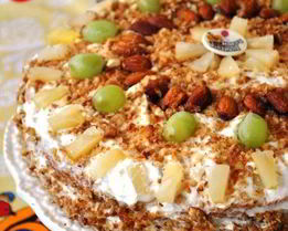 Торт Апрель с ананасами и грильяжем