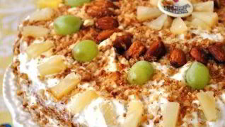 Торт Апрель с ананасами и грильяжем