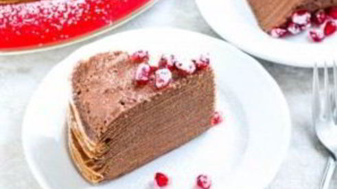 торт из блинов с шоколадным муссом