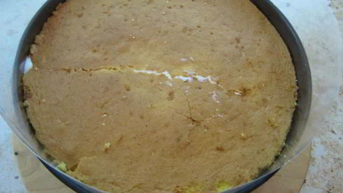 торт из шифонового тыквенного бисквита