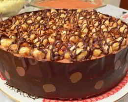 Торт на маргарине с медом и миндалем