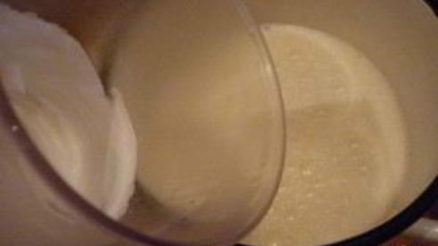 торт новогоднее полено с клюквой