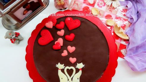 торт птичье молоко с малиновым сердцем