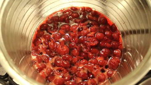 торт птичье молоко с вишней