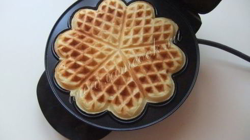 вафли с рисовой кашей и киселем