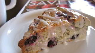 Выпечка с черникой