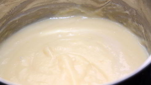 круглые эклеры с заварным кремом