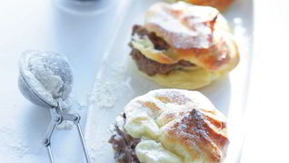 Профитроли с кремом Прага