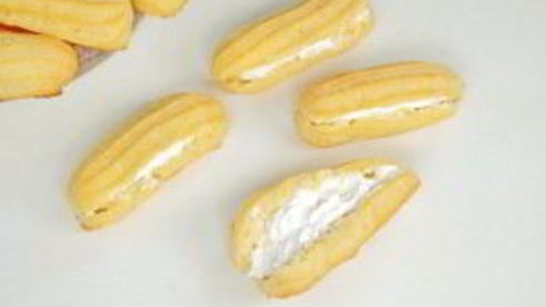 эклеры с белковым кремом