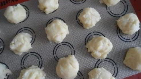 эклеры с шоколадным кремом