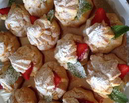 Эклеры с творожно-йогуртовым кремом