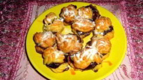 эклеры со сгущенкой