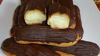 Заварные эклеры со сливочным кремом