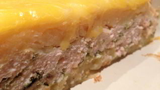 Картофельная запеканка с начинкой из куриного филе и шпината