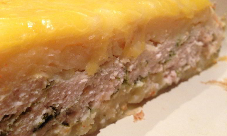 Рецепт картофельной запеканки с начинкой из куриного филе и шпината