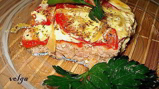 Мясная запеканка с помидорами