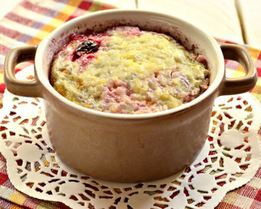 Рисовая запеканка с вишней