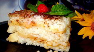 Рисовая запеканка с яблоками
