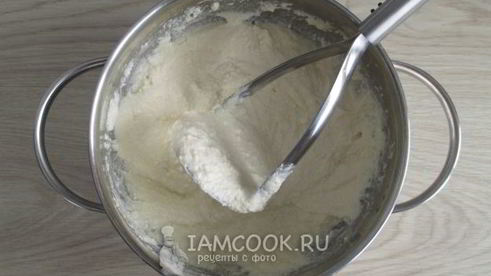 творожная запеканка с крахмалом в мультиварке