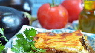 Запеканка из баклажанов с фаршем и овощами