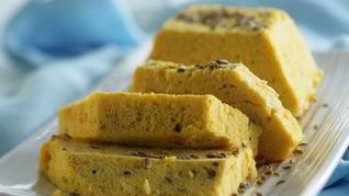 Запеканка из моркови и козьего сыра с тмином