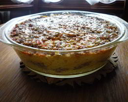 Запеканка с ароматным мясом и паутинкой