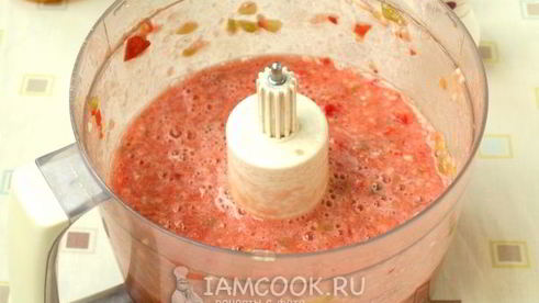 аджика с яблоками и помидорами на зиму