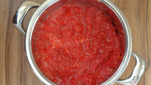 аджика с яблоками и помидорами