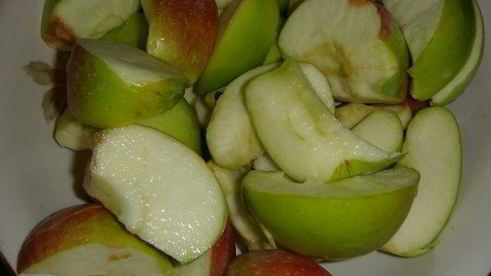 аджика с яблоками