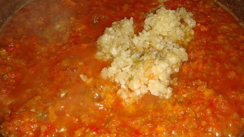 аджика с яблоками