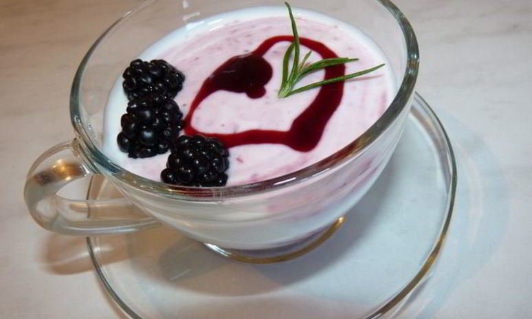 Рецепт десерта с ежевичным джемом