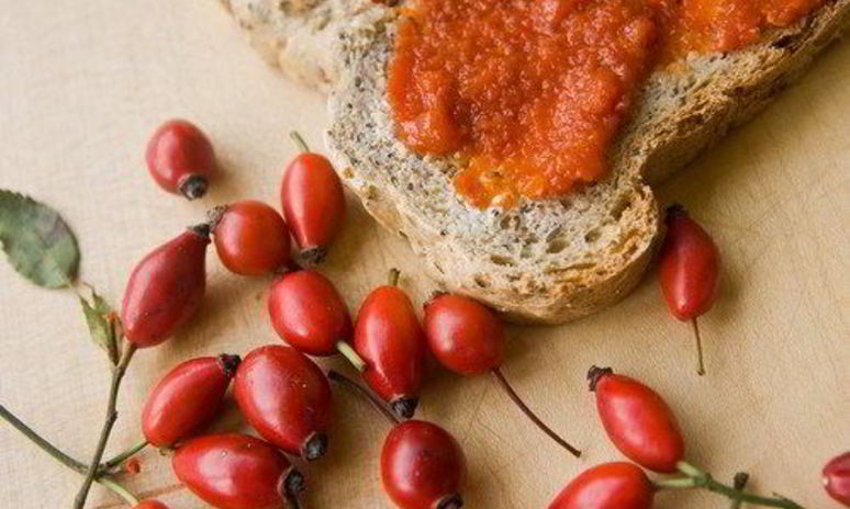 Рецепт джема из шиповника по-итальянски