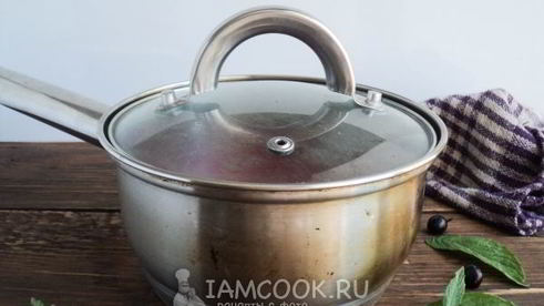 кабачковый джем с черной смородиной