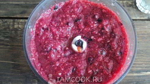 кабачковый джем с черной смородиной