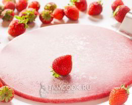 Клубничное компоте для торта