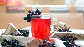 Компот из черноплодной рябины