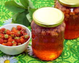 Компот из клубники на зиму