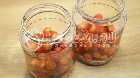 компот из клубники на зиму