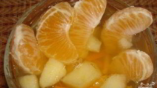 Компот из мандаринов и яблок