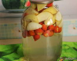 Компот из шиповника и яблок на зиму