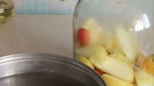 компот из шиповника и яблок на зиму