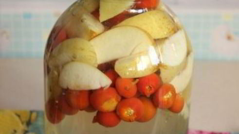 компот из шиповника и яблок на зиму