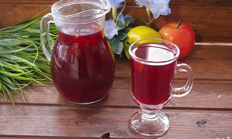 Рецепт компота из вишни и яблок