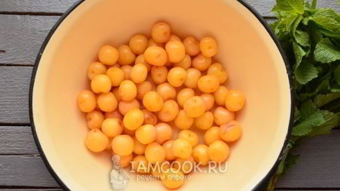 компот из желтой черешни на зиму